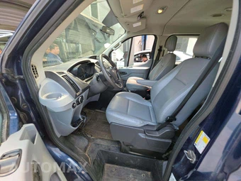 2016 Ford Transit 350 Passenger Wagon XL w/RH Swing-Out Doors Low Roof 148.0" WB - miniatura 6