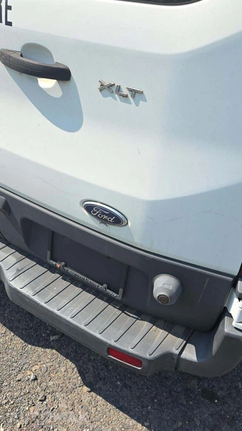 2016 Ford Transit 350 Passenger Wagon XLT w/RH Swing-Out Doors Low Roof 148.0" WB - miniatura 31