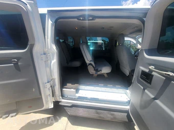 2016 Ford Transit 350 Passenger Wagon XLT w/RH Swing-Out Doors Low Roof 148.0" WB - miniatura 37