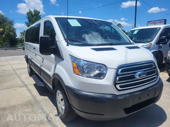 2016 Ford Transit 350 Passenger Wagon XLT w/RH Swing-Out Doors Low Roof 148.0" WB - miniatura 7