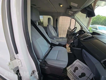 2016 Ford Transit 350 Passenger Wagon XLT w/RH Swing-Out Doors Low Roof 148.0" WB - miniatura 19