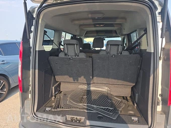 2016 Ford Transit Connect Passenger Wagon XL Minivan w/Rear Liftgate 120.6" WB - miniatura 17