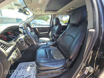 2016 GMC Acadia Denali 5SA – miniatura 7