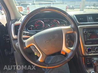 2016 GMC Acadia Denali 5SA – miniatura 10
