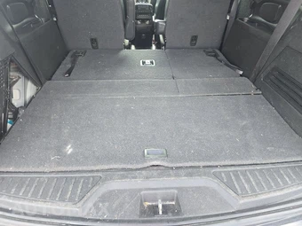 2016 GMC Acadia Denali 5SA – miniatura 16