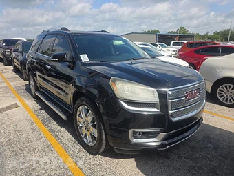 2016 GMC Acadia Denali 5SA – miniatura 3