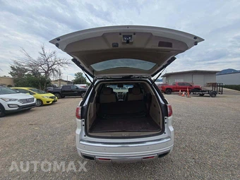 2016 GMC Acadia Denali 5SA – miniatura 11