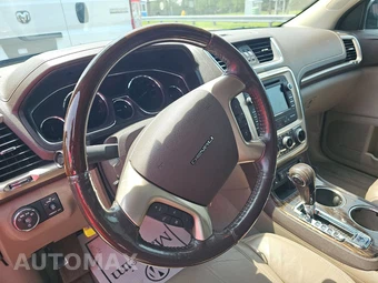 2016 GMC Acadia Denali 5SA – miniatura 10