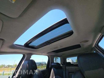2016 GMC Acadia Denali 5SA – miniatura 12