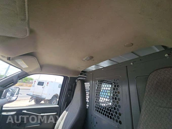 2016 GMC Savana 2500 Cargo Van 1WT 135.0" WB – miniatura 11