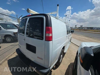 2016 GMC Savana 2500 Cargo Van 1WT 135.0" WB – miniatura 3