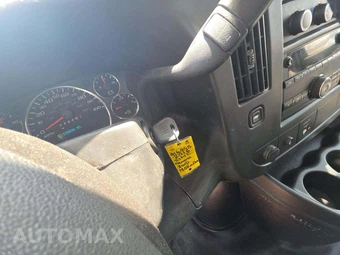 2016 GMC Savana 2500 Cargo Van 1WT 135.0" WB – miniatura 8