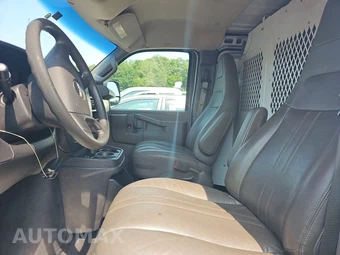 2016 GMC Savana 2500 Cargo Van 1WT 135.0" WB – miniatura 7