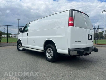 2016 GMC Savana 2500 Cargo Van 1WT 135.0" WB - miniatura 15
