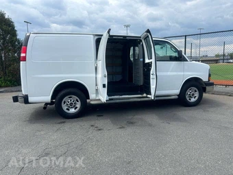 2016 GMC Savana 2500 Cargo Van 1WT 135.0" WB - miniatura 24