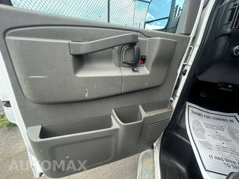 2016 GMC Savana 2500 Cargo Van 1WT 135.0" WB - miniatura 26