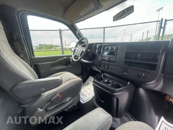 2016 GMC Savana 2500 Cargo Van 1WT 135.0" WB - miniatura 33