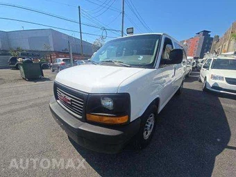 2016 GMC Savana 2500 Cargo Van 1WT 135.0" WB