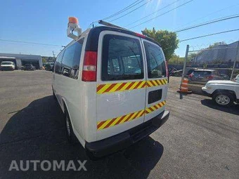 2016 GMC Savana 2500 Cargo Van 1WT 135.0" WB - miniatura 2