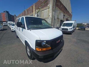 2016 GMC Savana 2500 Cargo Van 1WT 135.0" WB - miniatura 4