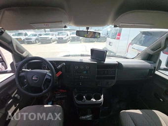 2016 GMC Savana 3500 Cutaway 1WT - miniatura 10