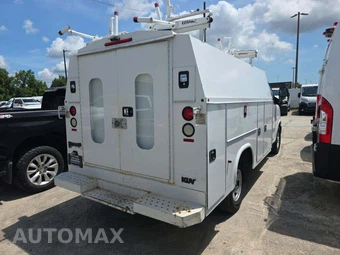 2016 GMC Savana 3500 Cutaway 1WT - miniatura 3