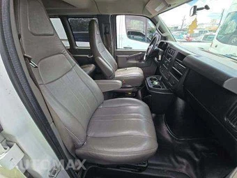 2016 GMC Savana 3500 Passenger Van LS 1LS 155.0" WB - miniatura 17