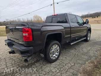 2016 GMC Sierra 2500 Denali HD Crew Cab Medium Bed 5SA - miniatura 3