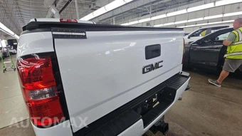2016 GMC Sierra 2500 Denali HD Crew Cab Medium Bed 5SA - miniatura 28