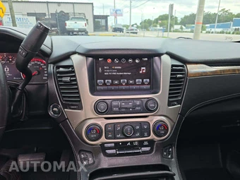 2016 GMC Yukon Denali 5SA – miniatura 10
