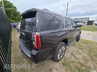 2016 GMC Yukon Denali 5SA – miniatura 3