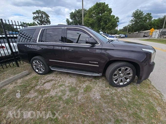 2016 GMC Yukon Denali 5SA – miniatura 4