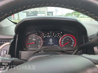 2016 GMC Yukon Denali 5SA – miniatura 9