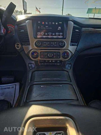 2016 GMC Yukon Denali 5SA - miniatura 10
