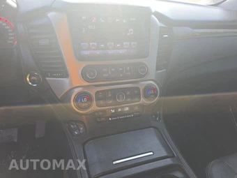 2016 GMC Yukon Denali 5SA - miniatura 11