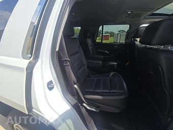 2016 GMC Yukon Denali 5SA – miniatura 14