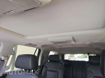 2016 GMC Yukon Denali 5SA – miniatura 8