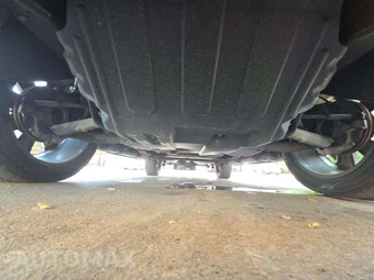 2016 GMC Yukon Denali 5SA - miniatura 21