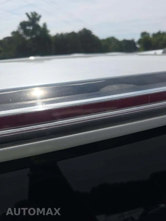 2016 GMC Yukon Denali 5SA - miniatura 25