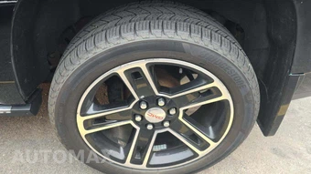 2016 GMC Yukon Denali 5SA - miniatura 29