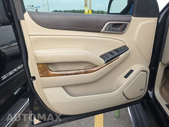 2016 GMC Yukon Denali 5SA - miniatura 9