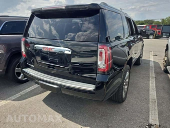 2016 GMC Yukon Denali 5SA - miniatura 3