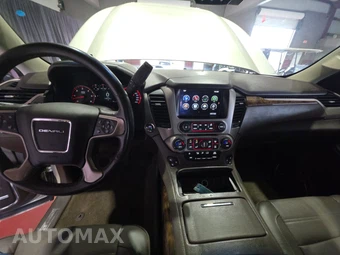2016 GMC Yukon Denali 5SA – miniatura 11
