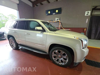 2016 GMC Yukon Denali 5SA – miniatura 3