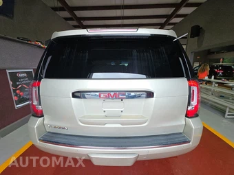 2016 GMC Yukon Denali 5SA – miniatura 5