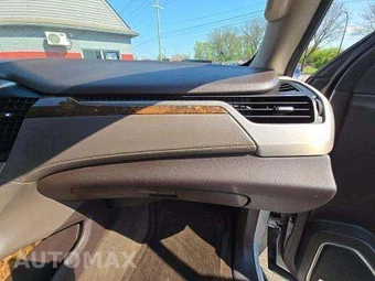 2016 GMC Yukon Denali 5SA – miniatura 21