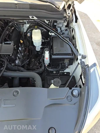 2016 GMC Yukon Denali 5SA – miniatura 28