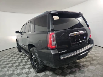 2016 GMC Yukon Denali 5SA – miniatura 6