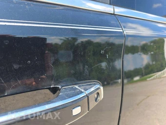 2016 GMC Yukon Denali XL 5SA - miniatura 24