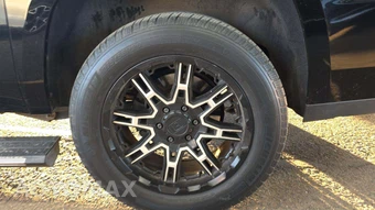 2016 GMC Yukon Denali XL 5SA – miniatura 29